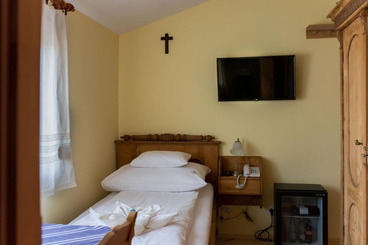 Szent Gellert Borhaz Es Vendegfogado Bed & Breakfast Mako Bagian luar foto