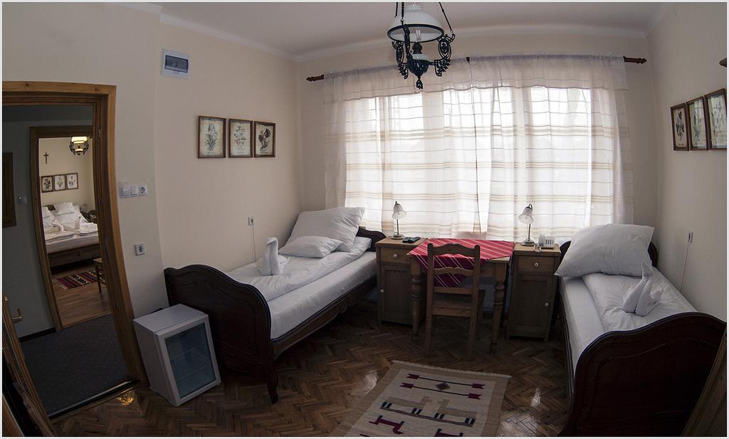 Szent Gellert Borhaz Es Vendegfogado Bed & Breakfast Mako Ruang foto