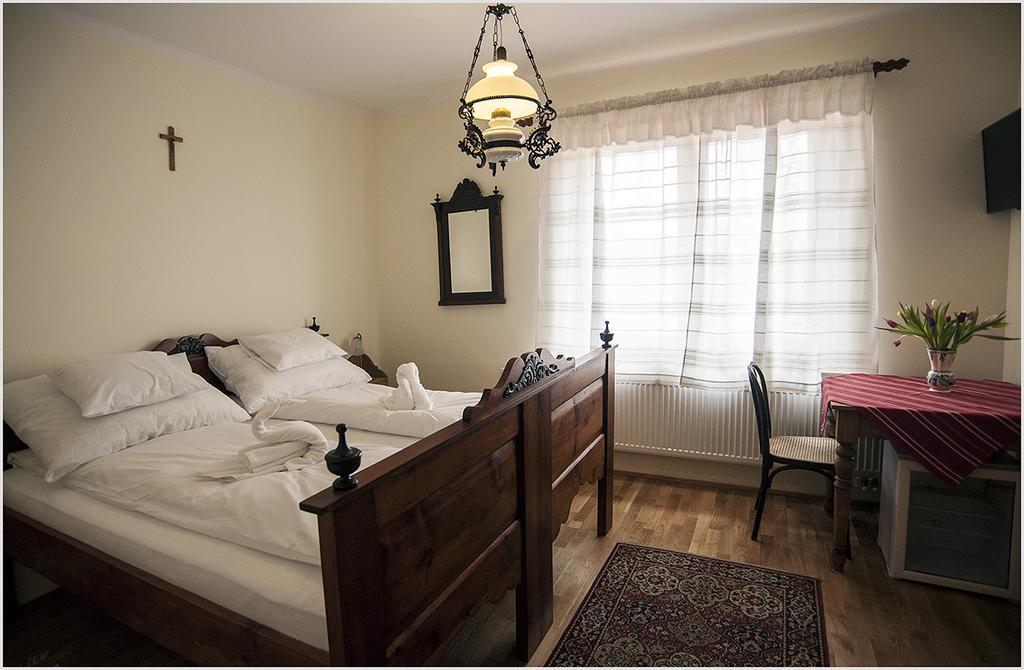 Szent Gellert Borhaz Es Vendegfogado Bed & Breakfast Mako Ruang foto