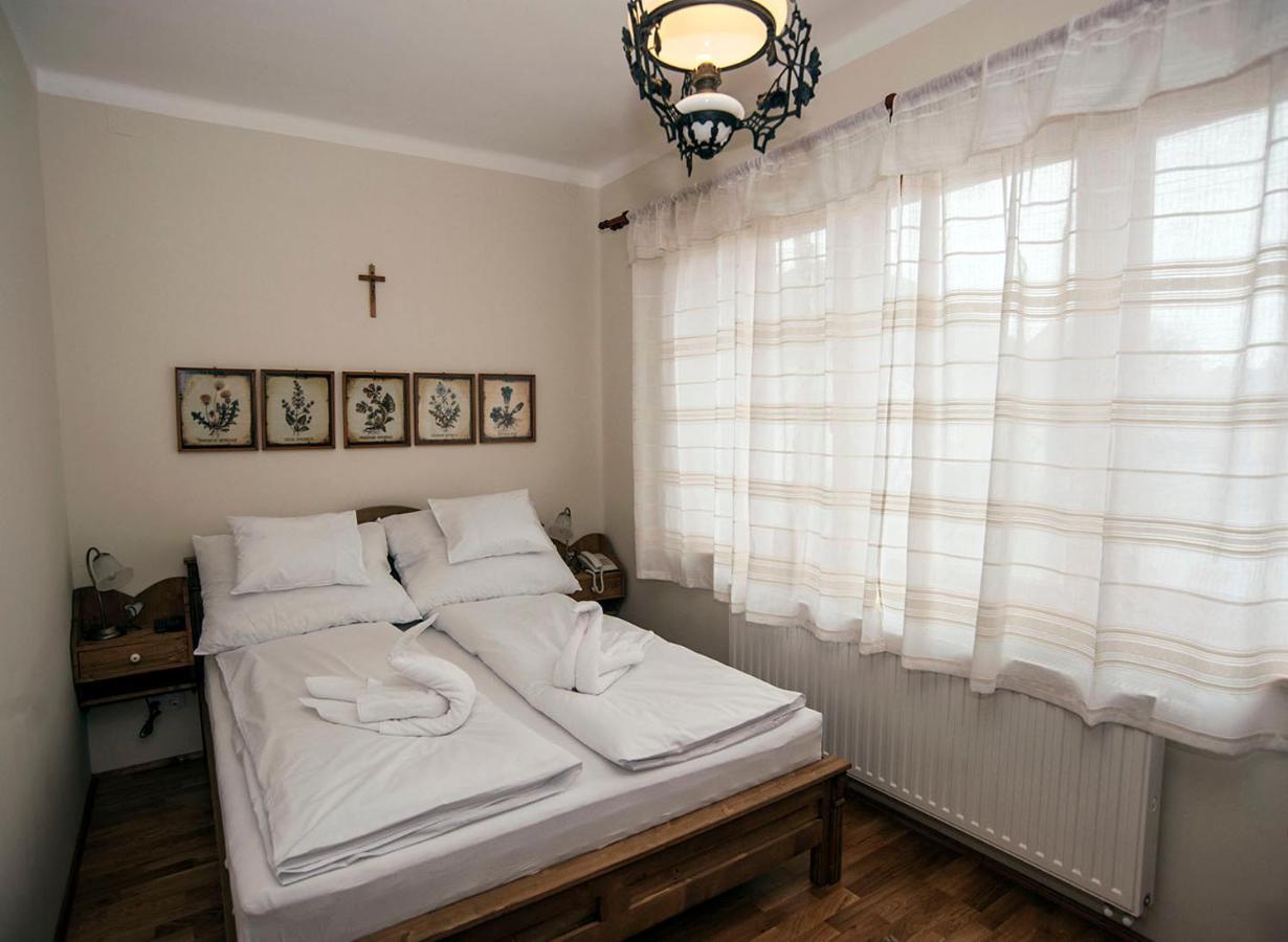 Szent Gellert Borhaz Es Vendegfogado Bed & Breakfast Mako Bagian luar foto